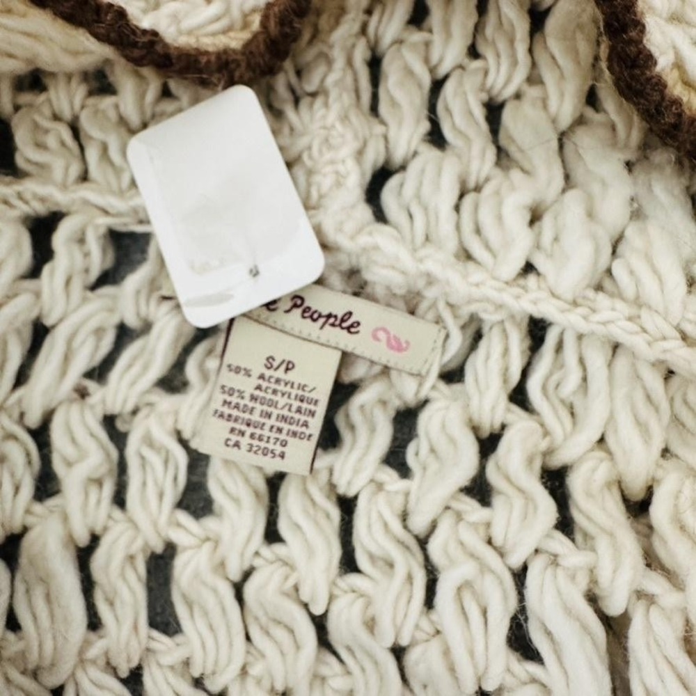 Free People Crochet Sweater Cream Floral Boho Zip Up Jacket Cardigan Hooded Wool - Picture 5 of 8